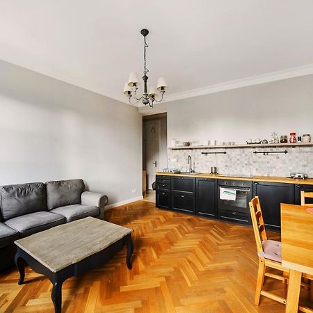 Designer Flat In The Heart Of Old Town Apartman Varsó Kültér fotó
