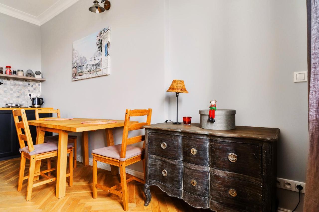 Designer Flat In The Heart Of Old Town Apartman Varsó Kültér fotó